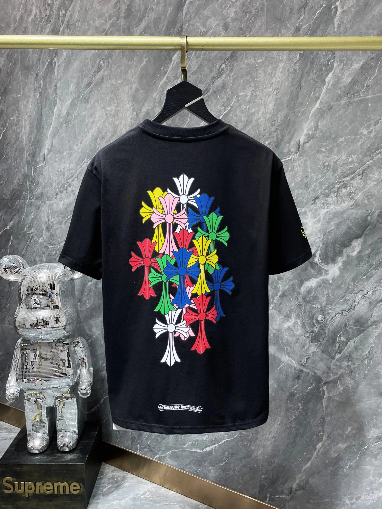 P140 New Chrome Hearts 25ss for summer. High gram weight, environmentally friendly and high-quality top-grade fabric. 260g~270g. Chrome classic color phantom cross letter flower arm length T. Imported environmentally friendly glue printing and dyeing. Counter synchronization. Re-engraved version 1:1. Recommended color: black white. Size: S, M, L, XL